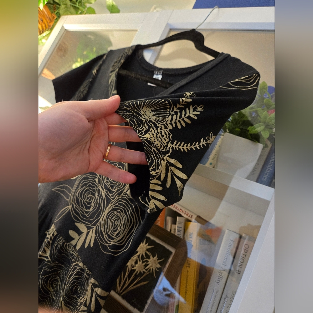 ✨️HOST PICK✨️ 🇨🇦 Handmade in Canada Fit & Flare Floral Dress by Poison Pear - Picture 6 of 9